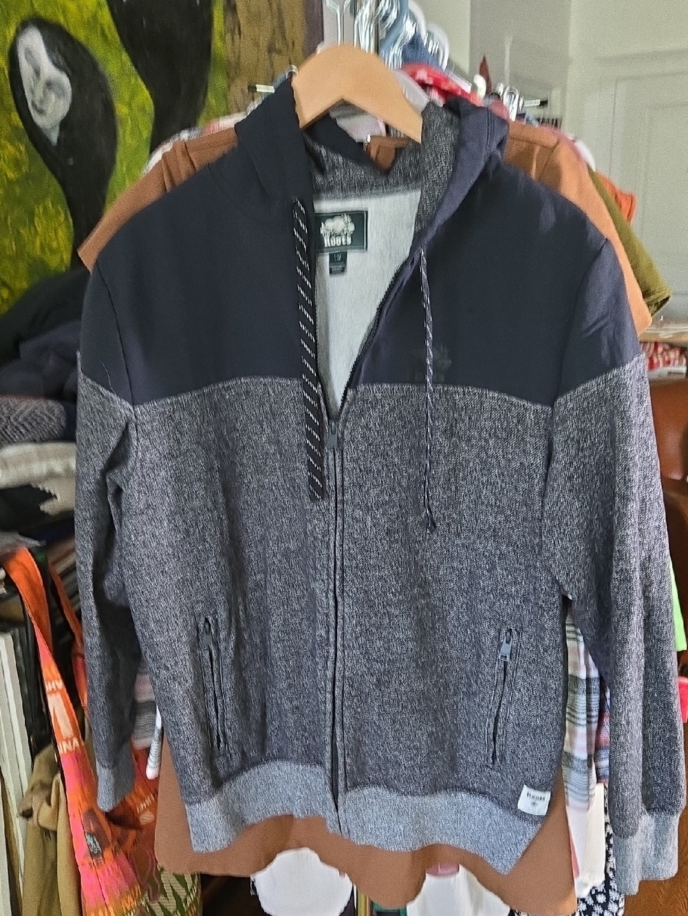 Roots Men's Charcoal and Dark Grey Zip-Up Hooded Sweater 24 P 30 L